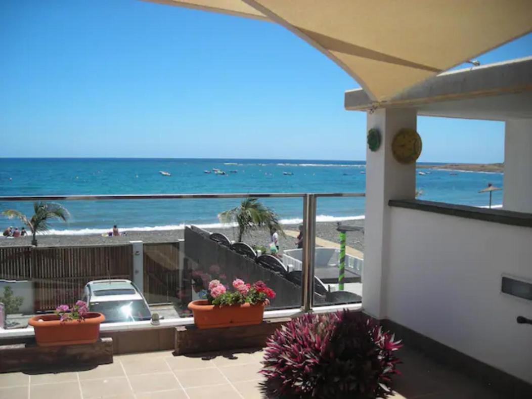 Apartamento Con Encanto En La Playa Frente Al Mar "Posada Rent House" Lägenhet Puerto del Rosario  Exteriör bild