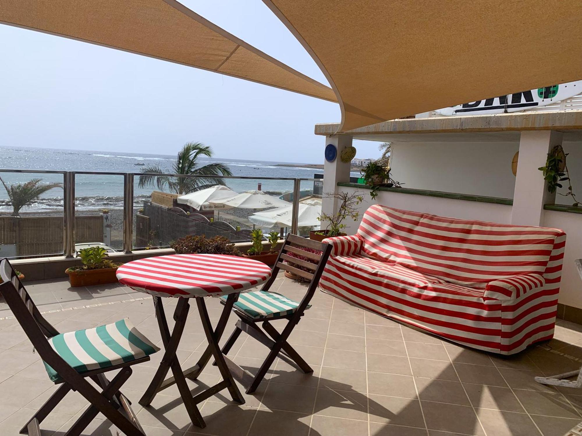 Apartamento Con Encanto En La Playa Frente Al Mar "Posada Rent House" Lägenhet Puerto del Rosario  Exteriör bild